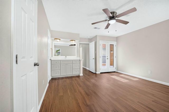 8702 Parkway Forest Drive, Houston, TX 77044