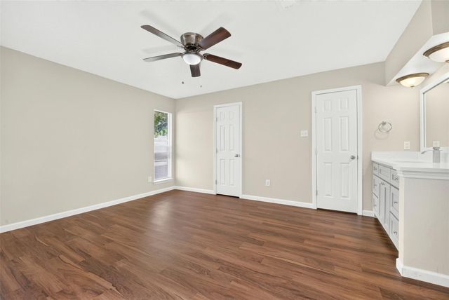 8702 Parkway Forest Drive, Houston, TX 77044