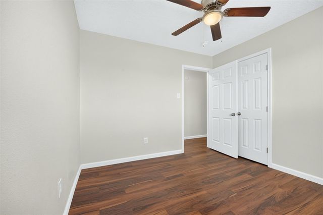 8702 Parkway Forest Drive, Houston, TX 77044