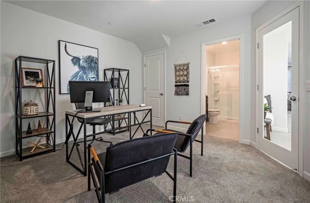 135 BLUEBERRY Lane 11 SH, Merced, CA 95341