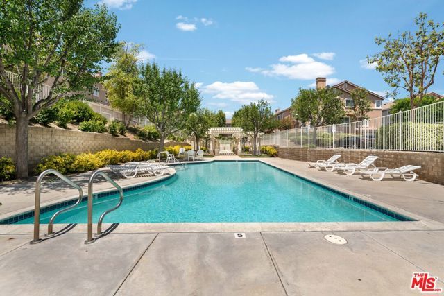 25715 Wagner Way B, Stevenson Ranch, CA 91381