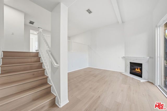 25715 Wagner Way B, Stevenson Ranch, CA 91381