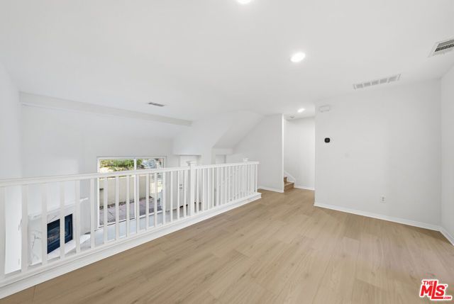 25715 Wagner Way B, Stevenson Ranch, CA 91381