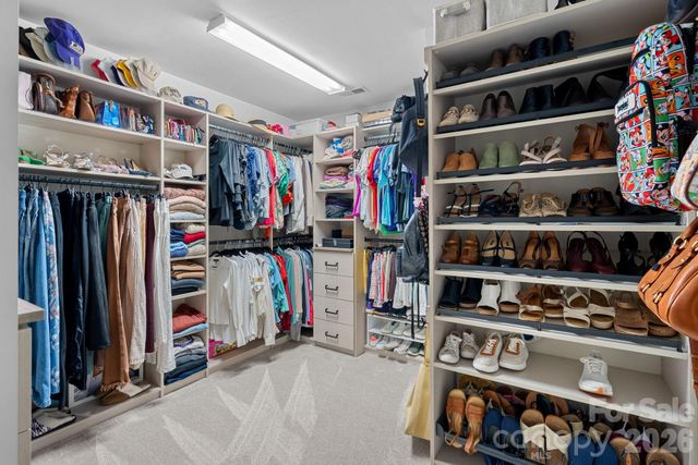 2207 Whitford Lane, Charlotte, NC 28210