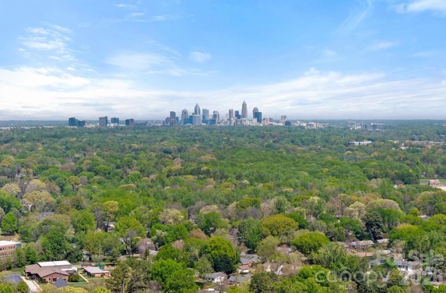 2207 Whitford Lane, Charlotte, NC 28210