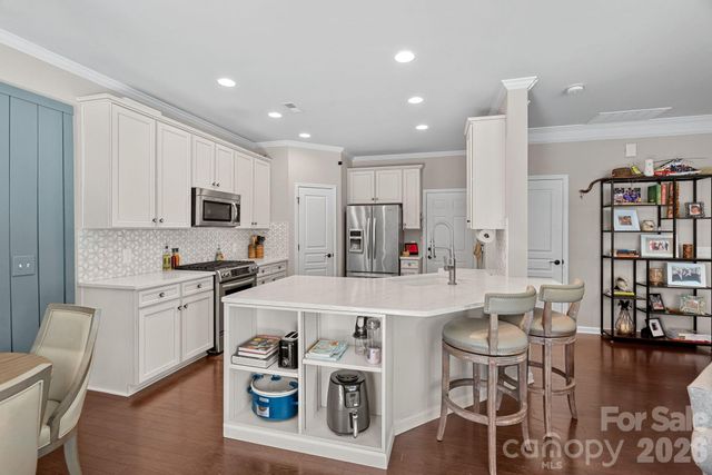 2207 Whitford Lane, Charlotte, NC 28210