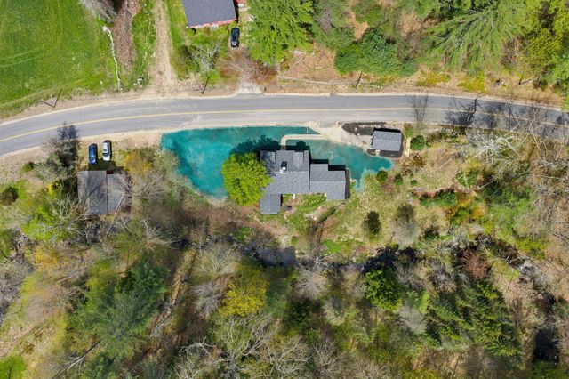 78 Center Hill Road, Epsom, NH 03234