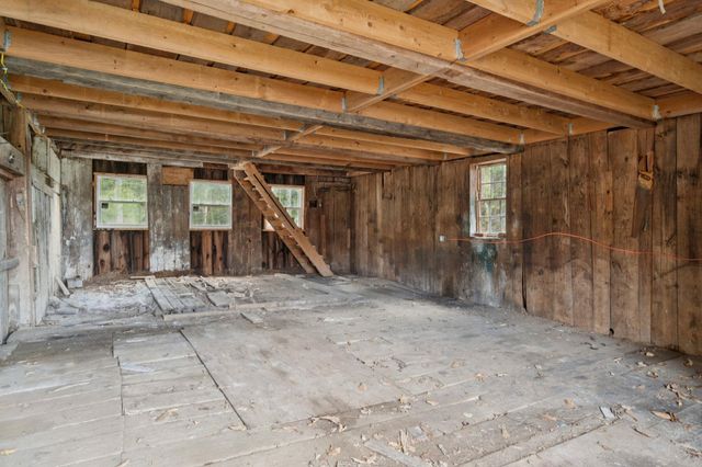 78 Center Hill Road, Epsom, NH 03234