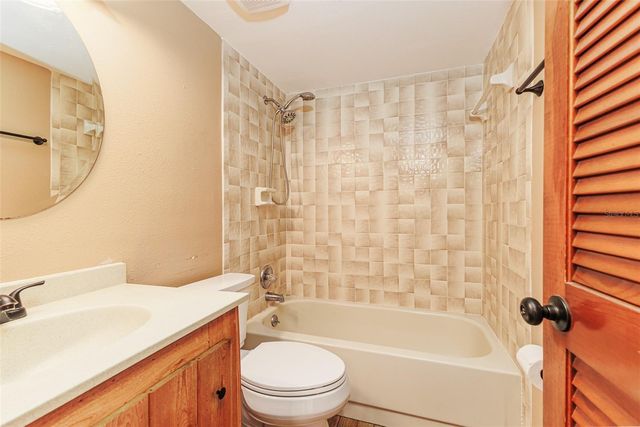 1920 E EDGEWOOD DRIVE R3, Lakeland, FL 33803