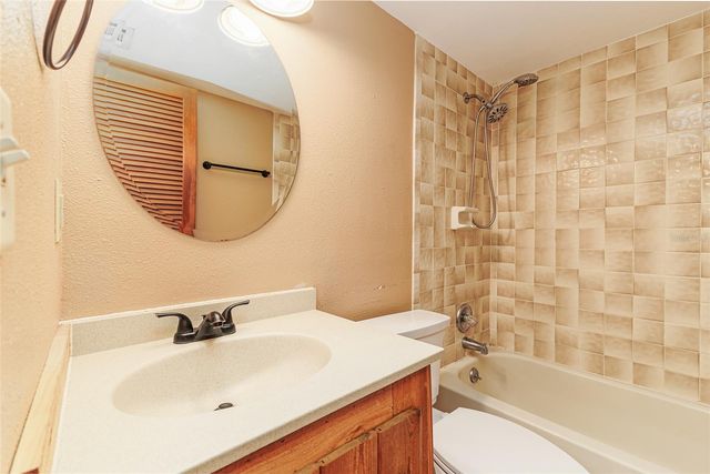 1920 E EDGEWOOD DRIVE R3, Lakeland, FL 33803