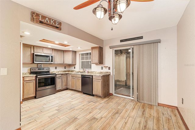 1920 E EDGEWOOD DRIVE R3, Lakeland, FL 33803