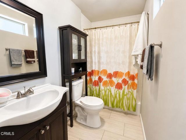 7330 Satsuma Avenue, Sun Valley, CA 91352