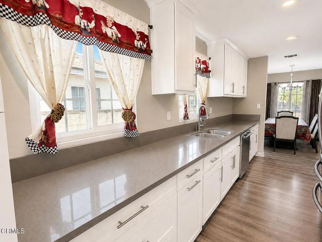 7330 Satsuma Avenue, Sun Valley, CA 91352
