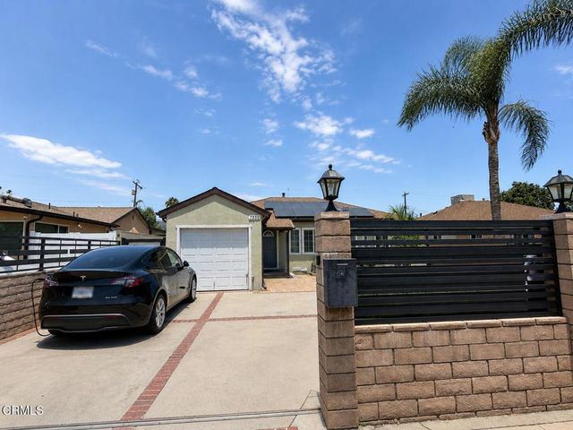 7330 Satsuma Avenue, Sun Valley, CA 91352