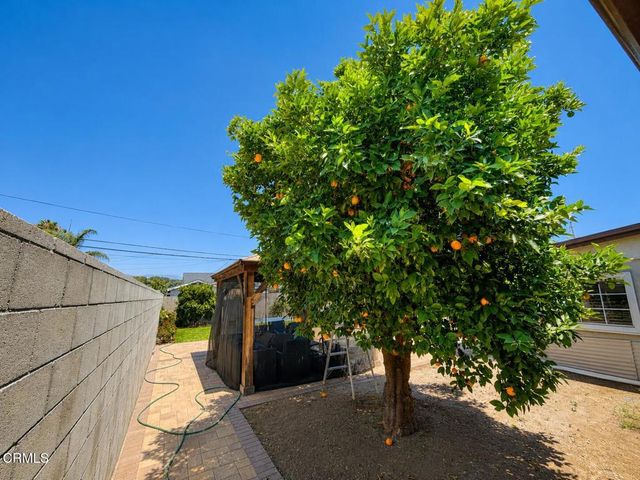 7330 Satsuma Avenue, Sun Valley, CA 91352