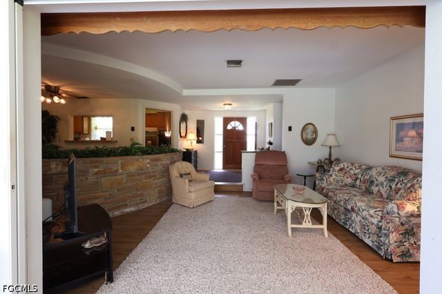 5227 Glade CT, Cape Coral, FL 33904