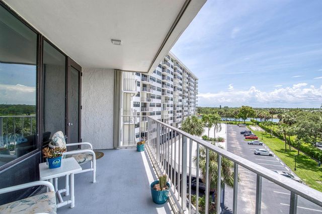 336 Golfview Road 518, North Palm Beach, FL 33408