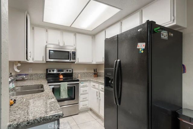 435 W 9th, Upland, CA 91786