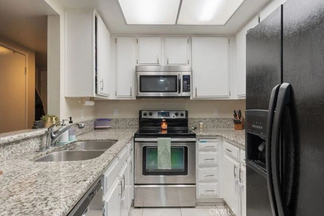 435 W 9th, Upland, CA 91786