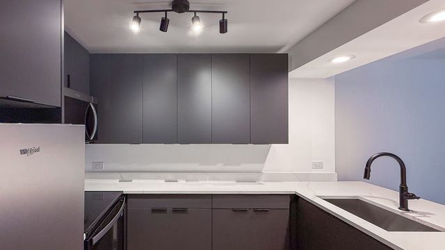 233 E Erie Street 1703, Chicago, IL 60611