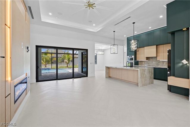 3535 SW 4th LN, Cape Coral, FL 33991