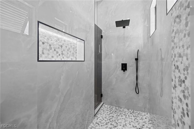 3535 SW 4th LN, Cape Coral, FL 33991