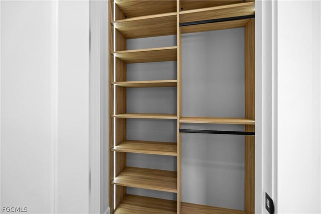 3535 SW 4th LN, Cape Coral, FL 33991