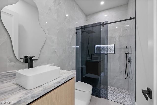 3535 SW 4th LN, Cape Coral, FL 33991