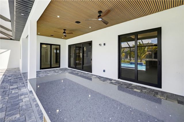 3535 SW 4th LN, Cape Coral, FL 33991