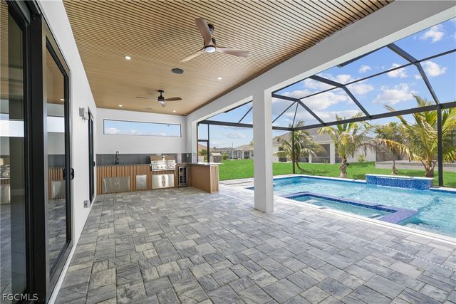 3535 SW 4th LN, Cape Coral, FL 33991