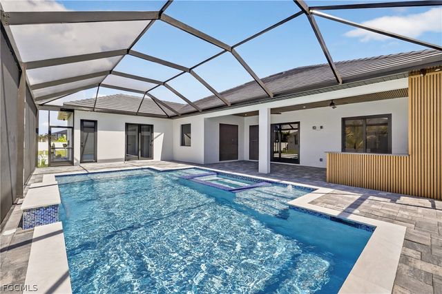 3535 SW 4th LN, Cape Coral, FL 33991