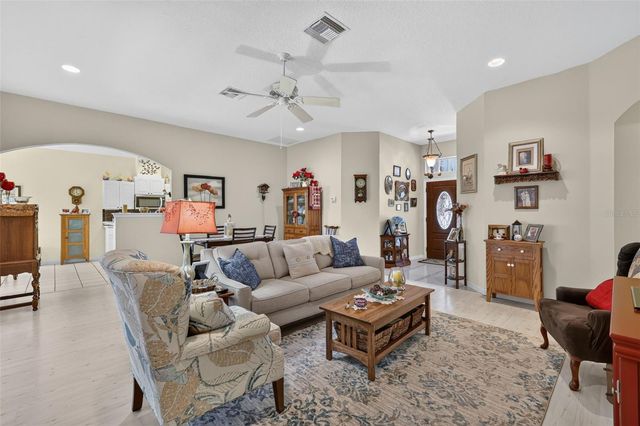 5138 AURORA DRIVE, Leesburg, FL 34748