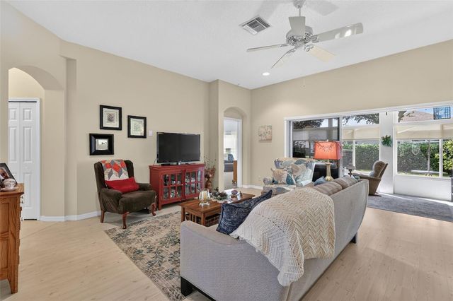 5138 AURORA DRIVE, Leesburg, FL 34748