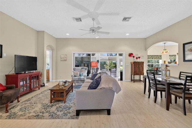 5138 AURORA DRIVE, Leesburg, FL 34748