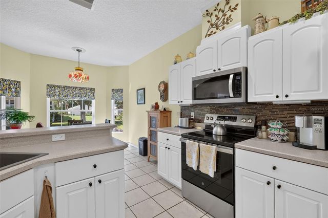 5138 AURORA DRIVE, Leesburg, FL 34748