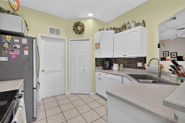 5138 AURORA DRIVE, Leesburg, FL 34748