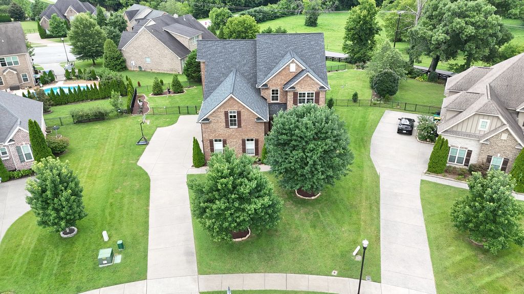 3196 Appian Way, Spring Hill, TN 37174