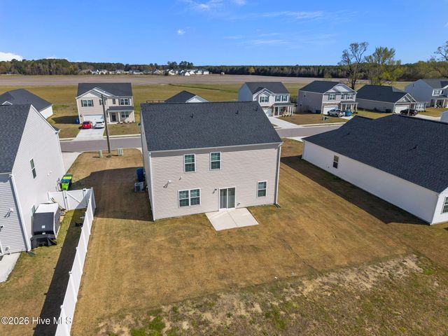 1162 Queensland Lane, Ayden, NC 28513