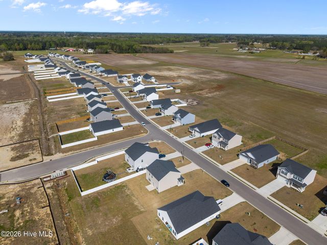 1162 Queensland Lane, Ayden, NC 28513