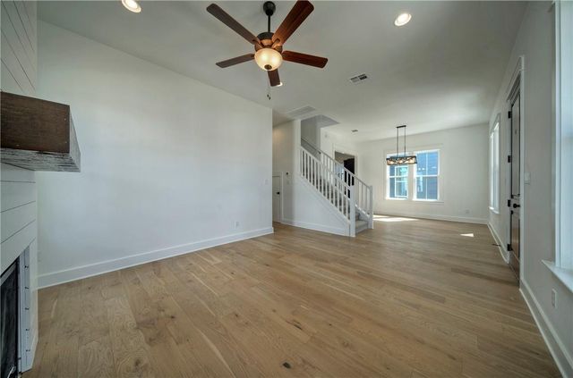 1010 Grant Wood Ave, Dripping Springs, TX 78620