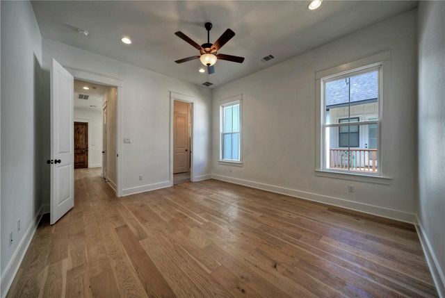 1010 Grant Wood Ave, Dripping Springs, TX 78620