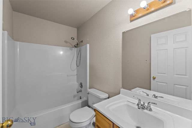 113 10th Street, Belgrade, MT 59714