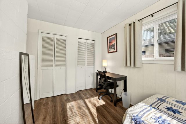 545 E C Street, Jacksonville, OR 97530