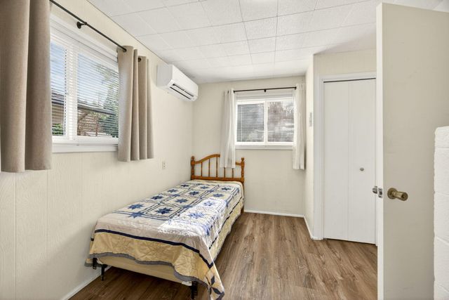 545 E C Street, Jacksonville, OR 97530