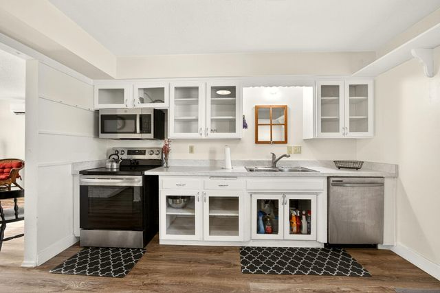 545 E C Street, Jacksonville, OR 97530