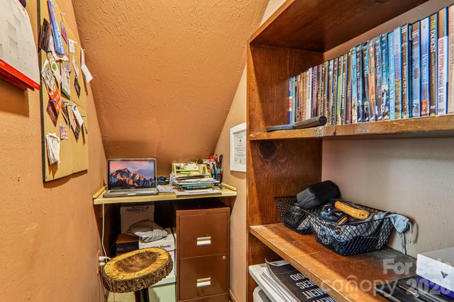 2291 Little River Road, Hendersonville, NC 28739