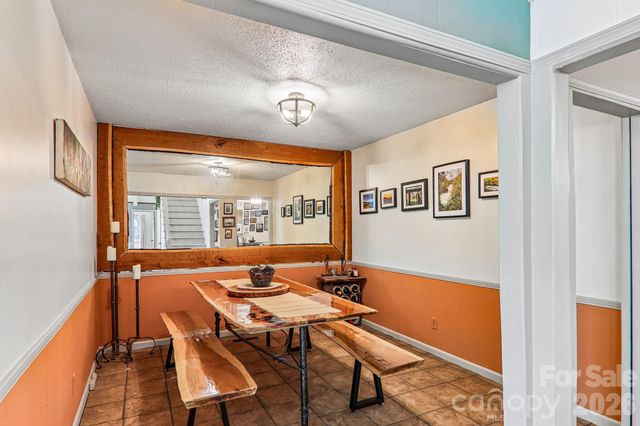 2291 Little River Road, Hendersonville, NC 28739
