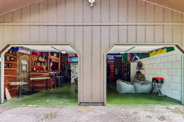 2291 Little River Road, Hendersonville, NC 28739