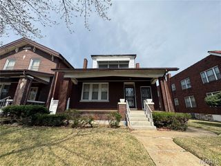 5381 Queens Avenue, St Louis, MO 63115