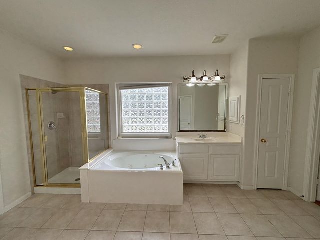 19538 Piney Lake Drive, Spring, TX 77388